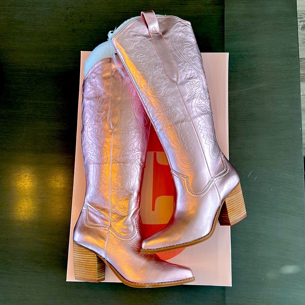 Gianni Bini Butterfly Boots